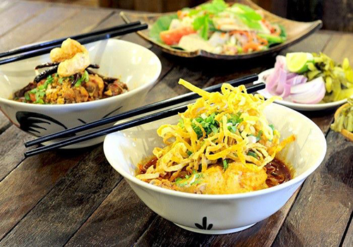 ล้าน เหนือ-น่าน อาหารเหนือ, เนื้อเหนือ Neua.Neur.Bkk, ต๋องเต็มโต๊ะ, สาขาพุทธมณฑล สาย 2, อองตอง ข้าวซอย, ละอ่อน น้ำเงี้ยว อาหารเหนือ, เฮือนลำพูน, รัชดาอาหารเหนือ, ร้านลำแต๊ๆ อาหารพื้นเมือง, ข้าวซอยลำดวนฟ้าฮ่ามเชียงใหม่, สาขาวิภาวดีรังสิต 58, หอมด่วน, ต๊ะต่อนยอน, Cr. ภาพทั้งหมดจาก Facebook ต๊ะต่อนยอน อาหารเหนือ, ฮ้านจาวเหนือ, ต๋องเหนือ Express, ข้าวซอยเชียงใหม่ ตรงข้ามกรมศุลกากร, ครัวเจียงใหม่, ครัวมะแข่น, กาดหลวง มินิ