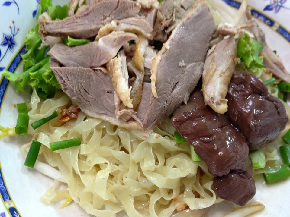 ขนมกุยช่าย หมู่บ้านเศรษฐกิจ, เล่าซา (ลิ้มเล่าซา) เซ็นต์หลุยส์, หม่าล่าชาวเขา Malashaokao, 1:2 Coffee Company, หิว หิว Hiew Hiew, หมูทอดเซ็นต์หลุยส์, กิตติก๋วยเตี๋ยวเป็ด