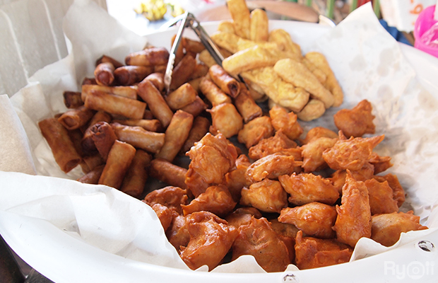 Cypher Gelato, สุกี้จินดา, สาขาลาดพร้าววังหิน, เถ่าชิ่ว น้ำเต้าหู้มือหนึ่ง, เตาถ่าน หมูกระทะ, Unfinished Coffee Roaster, เซี้ยม ก๋วยเตี๋ยวสุโขทัย วังหิน, เครปป้าเฉื่อย, สาขา Plaza Lagoon, เฝอ'54, สาขาลาดพร้าววังหิน 60, ซ้งเป็ดพะโล้, ผัดไทยวังหิน Showปัง, ราดหน้าฟาไฉ, โกวนัน, โกวใหญ่ ก๋วยเตี๋ยวหมูต้มยำ, รัตนา ราชาบะหมี่เกี๊ยวข้าวหมูแดง, ทวีชัยเป็ดพะโล้, กล้วยทอดล้านช้าง, Wood Café, หมูมาไก่ไป, เลิศทิพย์วังหิน, ก๋วยเตี๋ยวต้มยำไข่ลาวา, Buta Shabu, โก โรตีชาชัก ลาดพร้าววังหิน