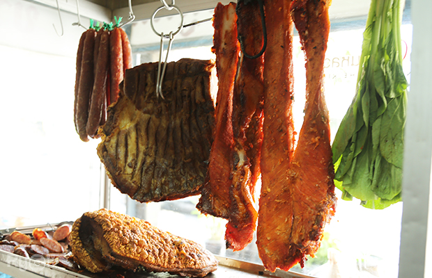 Cypher Gelato, สุกี้จินดา, สาขาลาดพร้าววังหิน, เถ่าชิ่ว น้ำเต้าหู้มือหนึ่ง, เตาถ่าน หมูกระทะ, Unfinished Coffee Roaster, เซี้ยม ก๋วยเตี๋ยวสุโขทัย วังหิน, เครปป้าเฉื่อย, สาขา Plaza Lagoon, เฝอ'54, สาขาลาดพร้าววังหิน 60, ซ้งเป็ดพะโล้, ผัดไทยวังหิน Showปัง, ราดหน้าฟาไฉ, โกวนัน, โกวใหญ่ ก๋วยเตี๋ยวหมูต้มยำ, รัตนา ราชาบะหมี่เกี๊ยวข้าวหมูแดง, ทวีชัยเป็ดพะโล้, กล้วยทอดล้านช้าง, Wood Café, หมูมาไก่ไป, เลิศทิพย์วังหิน, ก๋วยเตี๋ยวต้มยำไข่ลาวา, Buta Shabu, โก โรตีชาชัก ลาดพร้าววังหิน