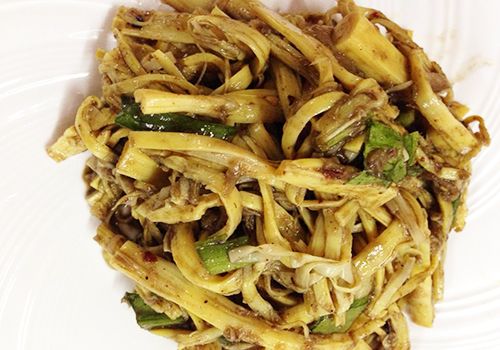 ล้าน เหนือ-น่าน อาหารเหนือ, เนื้อเหนือ Neua.Neur.Bkk, ต๋องเต็มโต๊ะ, สาขาพุทธมณฑล สาย 2, อองตอง ข้าวซอย, ละอ่อน น้ำเงี้ยว อาหารเหนือ, เฮือนลำพูน, รัชดาอาหารเหนือ, ร้านลำแต๊ๆ อาหารพื้นเมือง, ข้าวซอยลำดวนฟ้าฮ่ามเชียงใหม่, สาขาวิภาวดีรังสิต 58, หอมด่วน, ต๊ะต่อนยอน, Cr. ภาพทั้งหมดจาก Facebook ต๊ะต่อนยอน อาหารเหนือ, ฮ้านจาวเหนือ, ต๋องเหนือ Express, ข้าวซอยเชียงใหม่ ตรงข้ามกรมศุลกากร, ครัวเจียงใหม่, ครัวมะแข่น, กาดหลวง มินิ