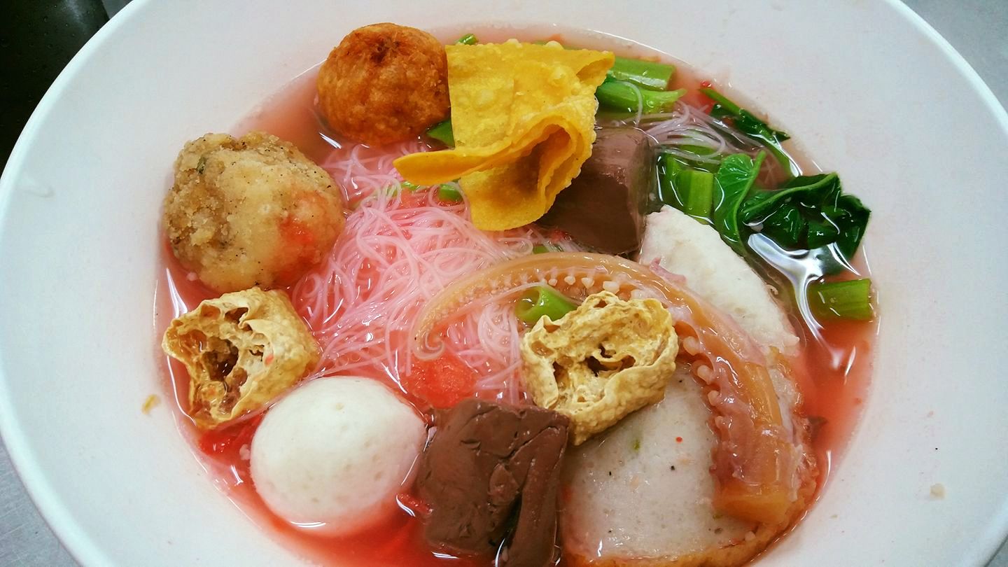 Brasserie 9, โจ๊กปรินซ์ บางรัก, Shelly House, ประจักษ์, Baan Khanitha Thai restaurants, สาขาสาทร, ก๋วยเตี่ยวลูกชิ้นปลาเจ้หลี, ขาหมูตรอกซุงบางรัก เจ้าเก่า, เอ๋กระเพาะปลา ตรอกซุง, ทอดมันกวางตุ้ง สีนวล, นายเม้ง บะหมี่ปู เกี๊ยวกุ้งยักษ์, Panlee Bakery, ร้านลาบอุบล คนตระการ สี่แยกสาทร สุรศักดิ์