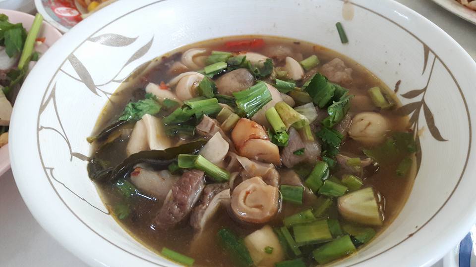 Luka Bangkok, ขาหมูตรอกซุงบางรัก เจ้าเก่า, Panna Sourdough, ก๋วยจั๊บน้ำข้น วัดแขก, อาม้าเบเกอรี่, ลาบเป็ด สีลมซอย9, ครัว"อร๊อย-อร่อย", ไต๋ตง หูฉลาม ถนน ปั้น สีลม, Printa Cafe, Mama Mia Bangkok