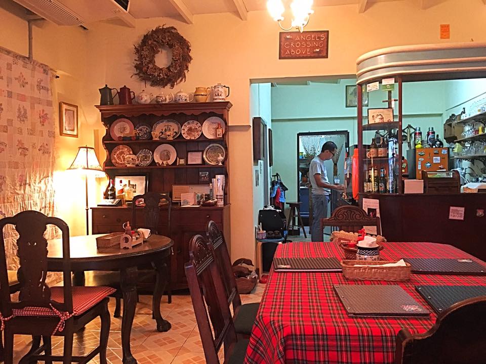 Luka Bangkok, ขาหมูตรอกซุงบางรัก เจ้าเก่า, Panna Sourdough, ก๋วยจั๊บน้ำข้น วัดแขก, อาม้าเบเกอรี่, ลาบเป็ด สีลมซอย9, ครัว"อร๊อย-อร่อย", ไต๋ตง หูฉลาม ถนน ปั้น สีลม, Printa Cafe, Mama Mia Bangkok