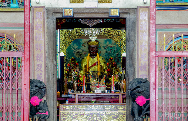 Recordoffee, มานพ สุกี้รถกระบะ, ก๋วยเตี๋ยวผัดงี่เง่า at เจ๊เบญ โอเดี้ยน, แดงราชาหอยทอด, ภัตตาคารกว้านสิ่วกี่, La Cabra Thailand, เจ๊คุ้งเกาเหลาเลือดหมู, ข้าวผัดปูตลาดน้อย