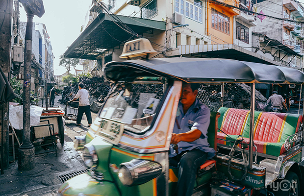 Recordoffee, มานพ สุกี้รถกระบะ, ก๋วยเตี๋ยวผัดงี่เง่า at เจ๊เบญ โอเดี้ยน, แดงราชาหอยทอด, ภัตตาคารกว้านสิ่วกี่, La Cabra Thailand, เจ๊คุ้งเกาเหลาเลือดหมู, ข้าวผัดปูตลาดน้อย