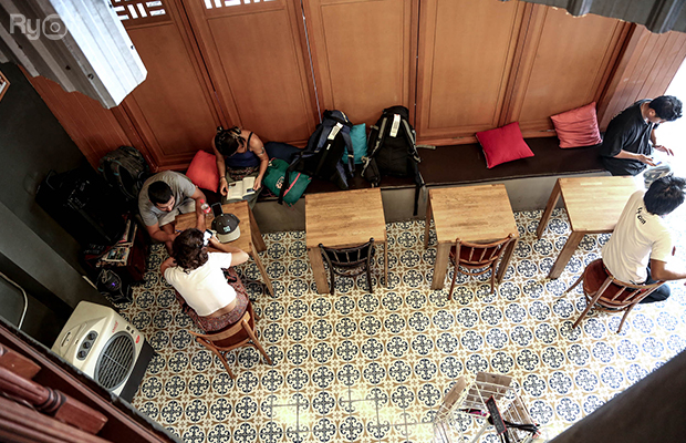 Recordoffee, มานพ สุกี้รถกระบะ, ก๋วยเตี๋ยวผัดงี่เง่า at เจ๊เบญ โอเดี้ยน, แดงราชาหอยทอด, ภัตตาคารกว้านสิ่วกี่, La Cabra Thailand, เจ๊คุ้งเกาเหลาเลือดหมู, ข้าวผัดปูตลาดน้อย