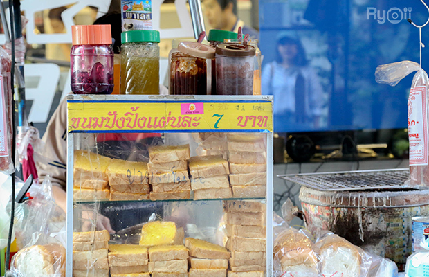 Recordoffee, มานพ สุกี้รถกระบะ, ก๋วยเตี๋ยวผัดงี่เง่า at เจ๊เบญ โอเดี้ยน, แดงราชาหอยทอด, ภัตตาคารกว้านสิ่วกี่, La Cabra Thailand, เจ๊คุ้งเกาเหลาเลือดหมู, ข้าวผัดปูตลาดน้อย