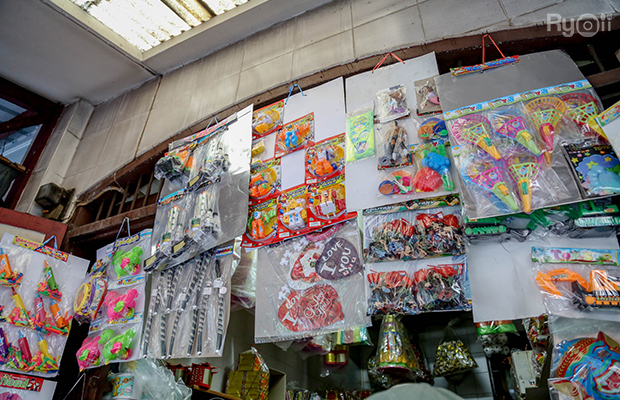 Recordoffee, มานพ สุกี้รถกระบะ, ก๋วยเตี๋ยวผัดงี่เง่า at เจ๊เบญ โอเดี้ยน, แดงราชาหอยทอด, ภัตตาคารกว้านสิ่วกี่, La Cabra Thailand, เจ๊คุ้งเกาเหลาเลือดหมู, ข้าวผัดปูตลาดน้อย