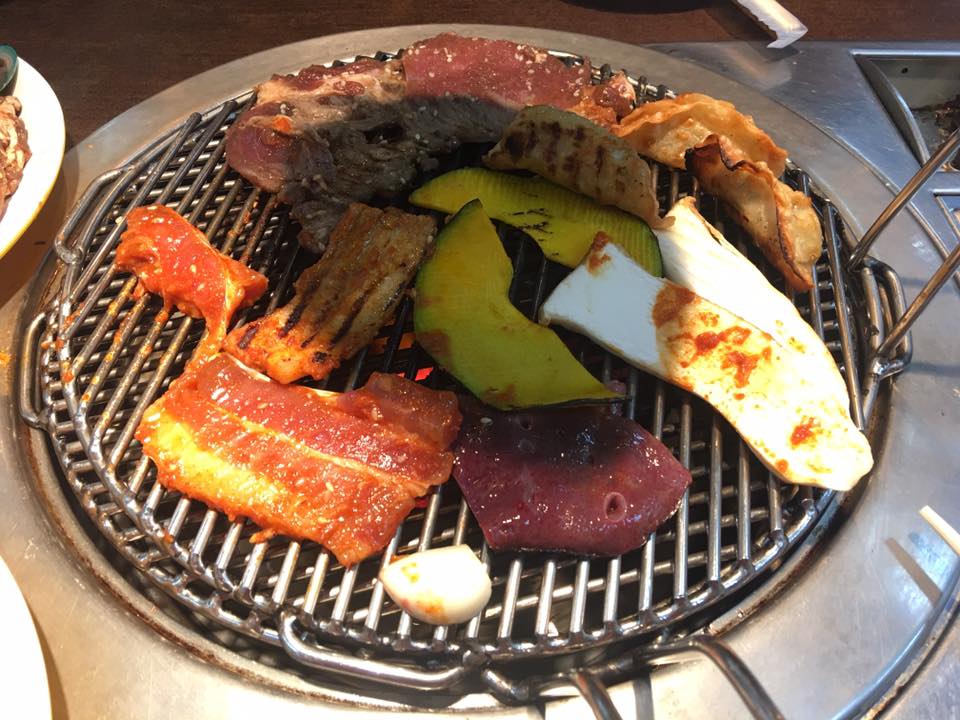 อร่อยติ่มซำ สุกี้สไตล์ฮ่องกง, Happy Suki, จ้าวเนื้อ บุฟเฟ่ต์ เนื้อย่างกระทะร้อน, โชคชัย 4 ปากซอย 33, กังนัม บุฟเฟ่ต์เกาหลี, Lucky BBQ, Nene Korean BBQ Buffet, ซูวอนซองบาร์บีคิว, ตั้งเตา หมูกระทะบุฟเฟ่ต์เลี่ยงเมืองนนท์, คุณเปิ้น หมูกระทะ