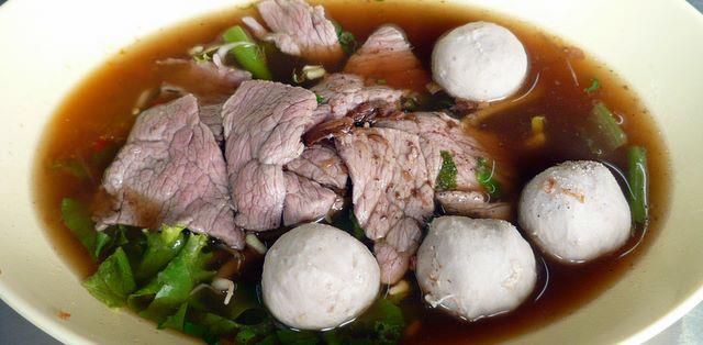 ก๋วยเตี๋ยวต้มยำกากหมูสูตรโบราณ ท่าน้ำนนท์, กินปูเมืองนนท์, ข้าวผัดโบราณ ท่าน้ำนนท์, นนท์ตำแหลก, ขนมฝรั่งแม่ไน้ ตลาดนนทบุรี, Nont Bakery, เจ๊ตาหมูสะเต๊ะ, ปัง ปัง 85 องศา, เกาเหลาเมืองนนท์