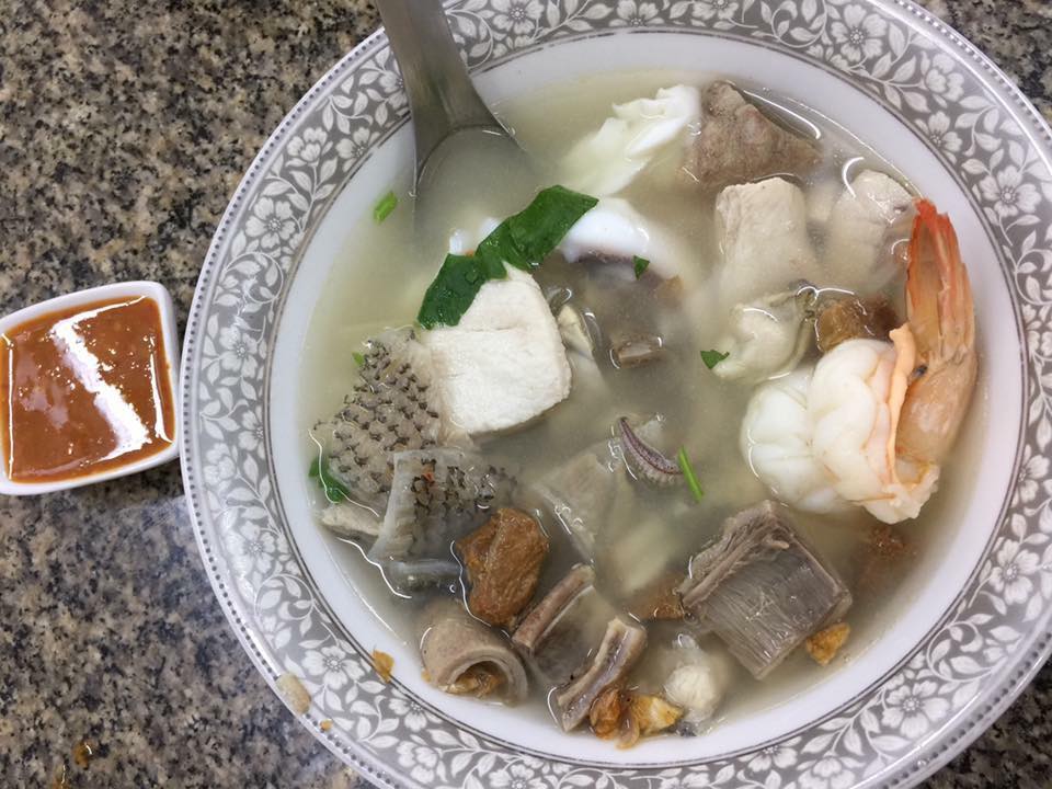 อองตอง ข้าวซอย, ครัวลุงแฉ่ว, Thien Duong, เจ๊โอว, บ้านต้นไทร, ข้าวต้มปลา (กิมโป้), Mezzaluna Restaurant, ครัวอัปษร, ศรีตราด, แม่กลองหัวปลาหม้อไฟ ปูไข่นึ่งนม, Tonkin - Annam, Baan Phadthai, ฉ่อยเป็ดย่าง, ผัดไทยไฟทะลุ, แสนยอด, ครัวลุงลอยป่าลั่น, ลิ้มเหล่าโหงว, สาขาเยาวราช, ภัตตาคารจ๊ากกี่, Lay lao, Punjab Grill Bangkok, ส้มตำคุณกัญจณ์