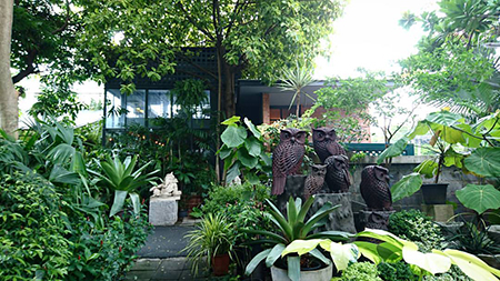 Midwinter, Dandelion Bake Studio, Cafe Reverie, Portobello &amp; Désiré, Level 50 by SEE FAH, Siam Yacht Club, Blue Sky, at Centara Grand, Mezzaluna Restaurant