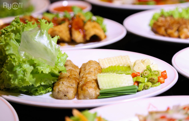 อิ่มเอิบแหนมเนือง, แอมเฮือง อาหารเวียตนาม, M.J. แหนมเนือง หนองคาย พลับพลาชัย, Arunee Cuisine, เชิญตะวัน, คำม่วน แหนมเนือง, สาขาหทัยราษฏร์, บ้านเวียดนาม คลอง4, Winner House, Pho Van, พี่หยองแหนมเนือง, วิลลี่แหนมเนือง Delivery, So Saigon เมืองทองธานี, กรีน แหนมเนือง, Saigon Recipe, Eat Viet, ครัวเมืองเว้ ลาว-ญวน, แหนมเนืองลับแล, แหนมเนืองคุณอ้อ, ลองดู, SAIGON VIETNAMESE RESTAURANT, โรงแรม ASIA HOTEL, VT แหนมเนือง, สาขาพระราม9, MJ แหนมเนืองอาหารเวียดนาม-อีสาน ทวีวัฒนา, ยัมมี่ แหนมเนือง เซ็นจูรี่ อ่อนนุช, Thuyền, แหนมเนืองนายช่าง Delivery