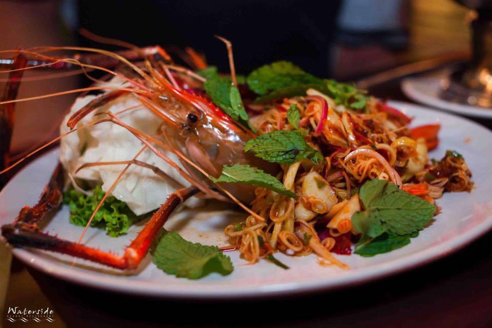 RARIN : BKK Riverside Venue, บ้านเอกเขนก ชัยพฤกษ์, The local Restaurant, Waterside Karaoke Restaurant, พหลวิว, River Wine Karaoke Restaurant, Green Bar and Restaurant, Chocolate Ville, Hard Rock Cafe Bangkok