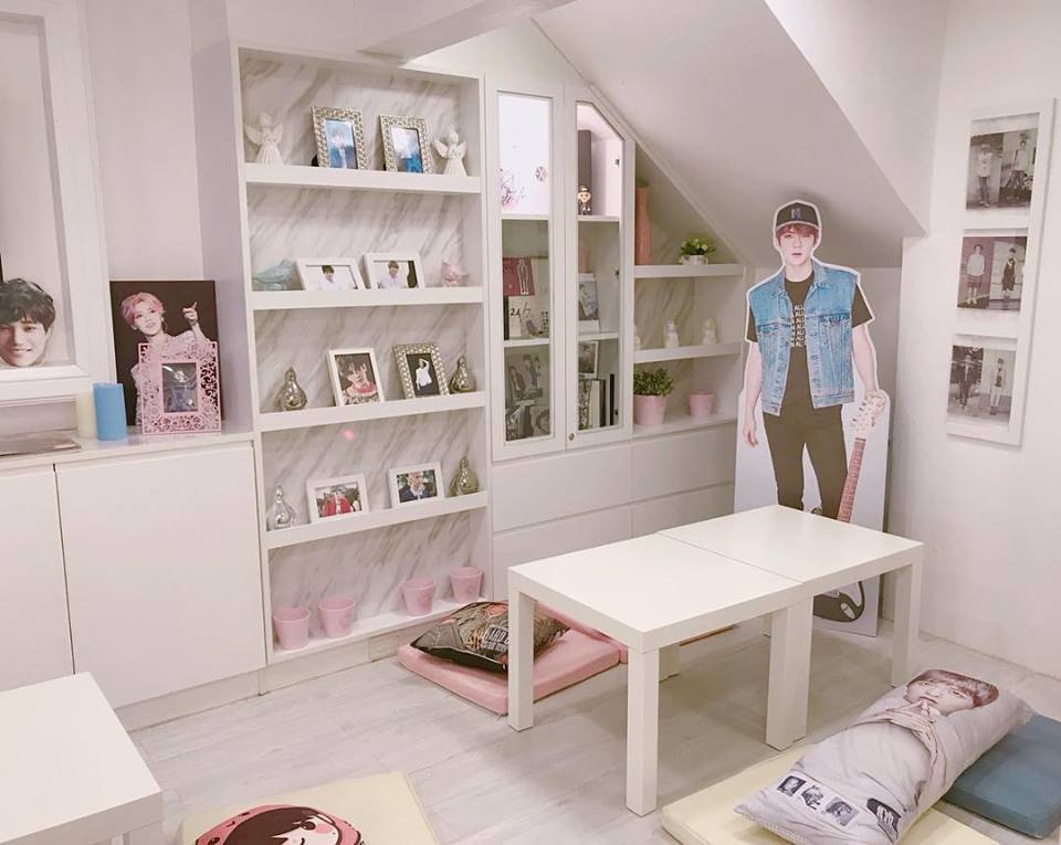 Jolie Cafe, Flat+White Cafe, Buttery Cafe, Glo bkk