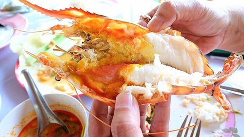 ชายน้ำ, ทรัพย์เจริญซีฟู๊ด-ดำ, กุ้งเผาราชคราม, บ้านอยุธยารมย์, บ้านไม้ริมน้ำ, แกรนด์เจ้าพระญา, บ้านอู่ทอง