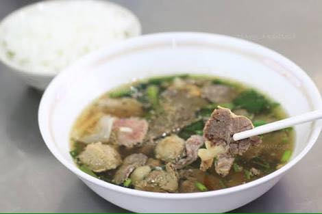 เกาเหลาเนื้อเปื่อยตลาดพลู ต.จันทร์เพ็ญ, กิตติก๋วยเตี๋ยวเป็ด, ราชรสเนื้อตุ๋น, ร้านก๋วยเตี๋ยวเรือป๋ายักษ์, ก๋วยเตี๋ยวเรือ ลำพาย 