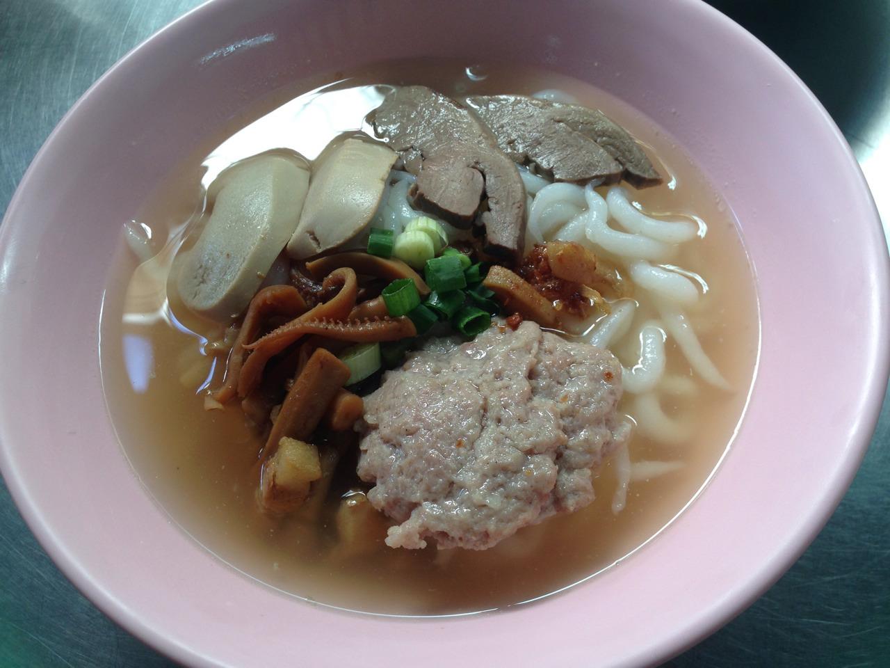 ติ๋มเกี๊ยวยักษ์, แกงกระหรี่คุณมาลี, Hongkong Dimsum, เหอ เฉิน ฟง, ข้าวขาหมูนายอุ๊ , เกี้ยมอี๋โบราณเจ๊ชุง, ขนมบั๊วเกี้ยไหหลำโบราณ, ข้าวขาหมูเฮียโอว, บะหมี่จับกัง เยาวราช, ก๋วยเตี๋ยวเป็ดนายเมา, ราดหน้า ท่ง ฮั่ว เฮง "เฮียตั๋ง", JAO.UN - 早安, ตี๋หยกกาแฟโบราณ, Lhong Tou Cafe, ZONG TER - 松德