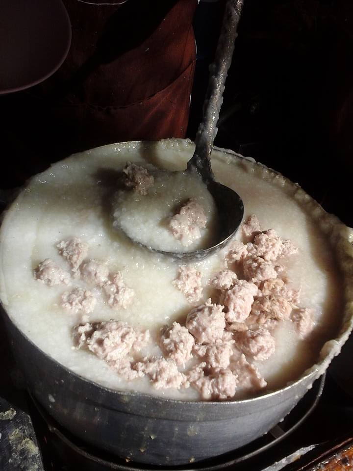 ฉั่วฮะเซ้ง ห่านพะโล้, ข้าวต้มแปลงนาม 24 น., Ba hao 八號, ข้าวต้มเจ๊สวย, 103 - Bed and Brews, Facebook ช่วนช่วน นานา 串串纳纳 Chinese grills, ข้าวเหนียวมะม่วง วงเวียน 22 ป้าเล็ก - ป้าใหญ่