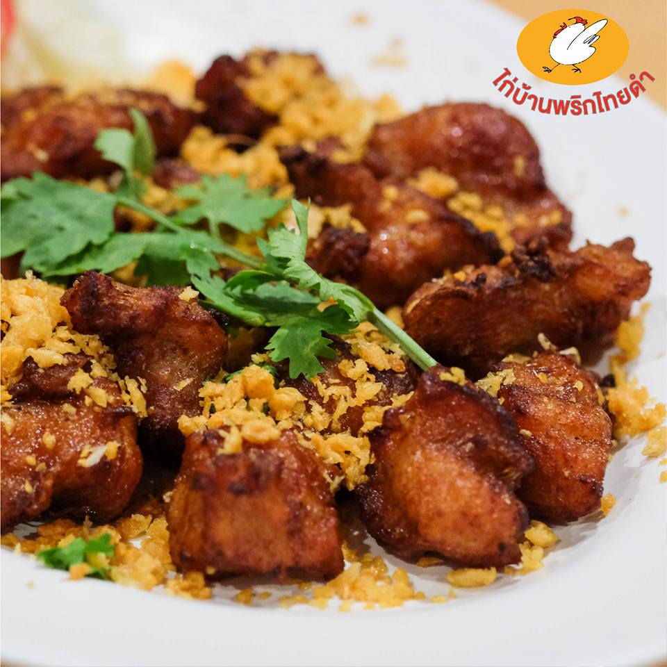 ก๋วยเตี๋ยวลูกชิ้นปลาเจ๊ปุ๊ย ห้าแยกพลับพลาชัย, ข้าวต้มแห้งคุณนิด สาขา เยาวราช X ก๋วยเตี๋ยวลูกชิ้นปลาเจ๊ส้ม, ลักตี๋ "六弟" บะหมี่เกี๊ยวทะเล เยาวราช, ห้องอาหารพูนเลิศ(เหลาะงาทิ้น)ข้าวหน้าไก่ห้าแยก, ข้าวต้มปลาตรอกถั่วงอก, ไก่บ้านพริกไทยดำ ห้าแยกพลับพลาไชย, ร้านอาหารครัวดอกไม้ขาว, ร้านไชยพราหมณ์ Made with Heart, ราดหน้า ท่ง ฮั่ว เฮง "เฮียตั๋ง", ข้าวต้มปลา by อุษณีย์, ตุ้ยนุ้ยอีทเทอรี่