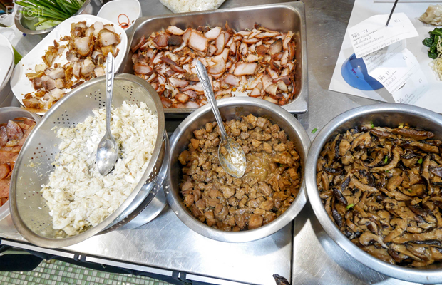 Brasserie 9, โจ๊กปรินซ์ บางรัก, Shelly House, ประจักษ์, Baan Khanitha Thai restaurants, สาขาสาทร, ก๋วยเตี่ยวลูกชิ้นปลาเจ้หลี, ขาหมูตรอกซุงบางรัก เจ้าเก่า, เอ๋กระเพาะปลา ตรอกซุง, ทอดมันกวางตุ้ง สีนวล, นายเม้ง บะหมี่ปู เกี๊ยวกุ้งยักษ์, Panlee Bakery, ร้านลาบอุบล คนตระการ สี่แยกสาทร สุรศักดิ์