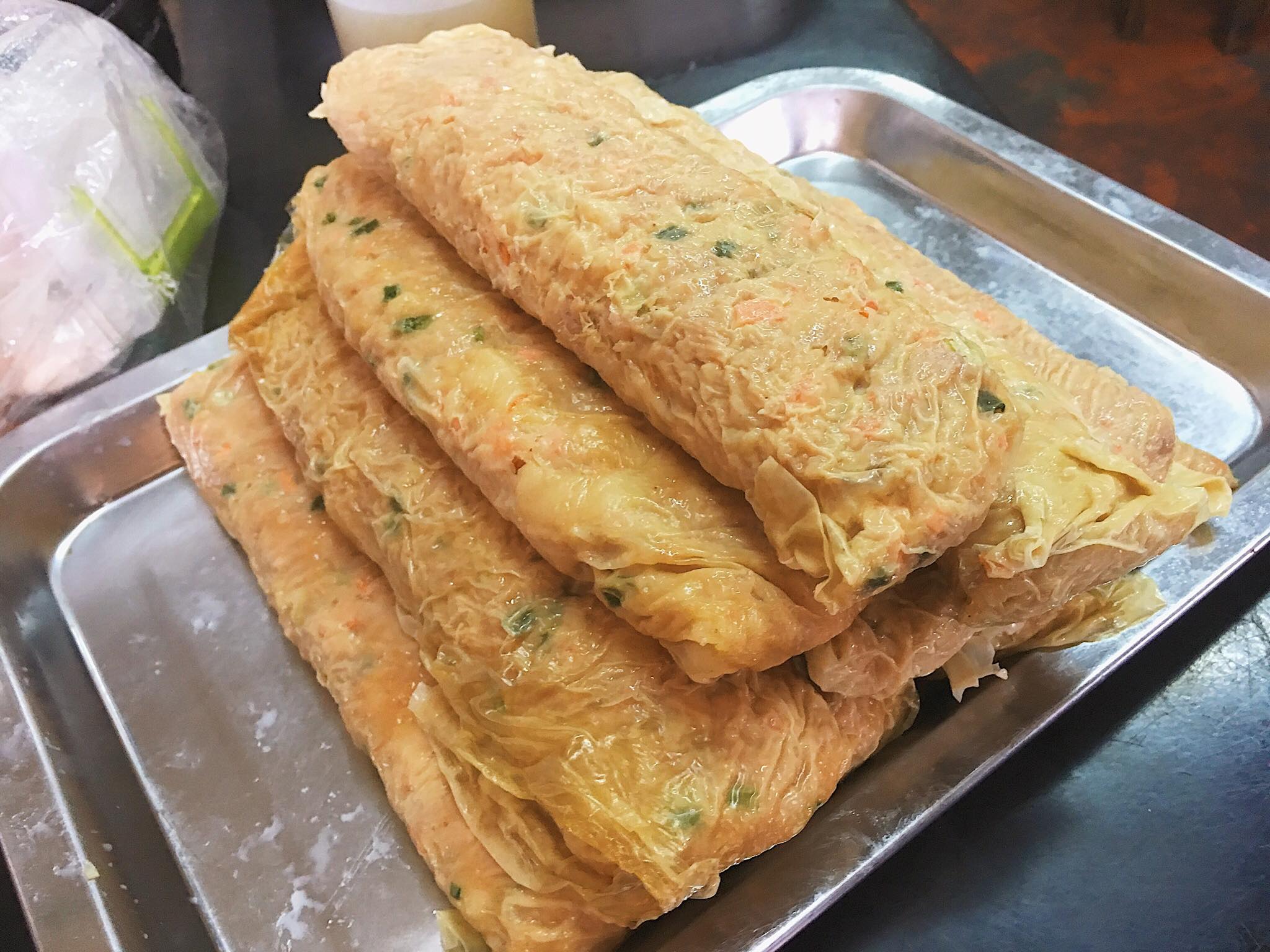 Brasserie 9, โจ๊กปรินซ์ บางรัก, Shelly House, ประจักษ์, Baan Khanitha Thai restaurants, สาขาสาทร, ก๋วยเตี่ยวลูกชิ้นปลาเจ้หลี, ขาหมูตรอกซุงบางรัก เจ้าเก่า, เอ๋กระเพาะปลา ตรอกซุง, ทอดมันกวางตุ้ง สีนวล, นายเม้ง บะหมี่ปู เกี๊ยวกุ้งยักษ์, Panlee Bakery, ร้านลาบอุบล คนตระการ สี่แยกสาทร สุรศักดิ์