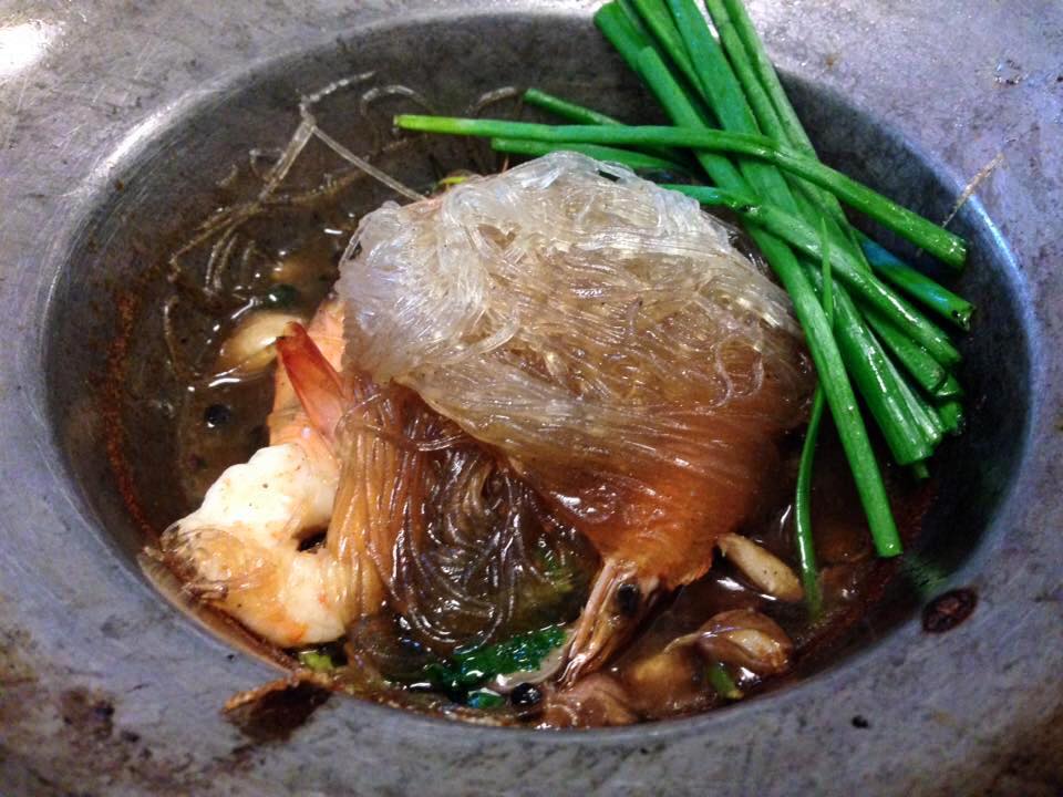 เจ๊โอว, กุยช่ายอาแปะเจ้าเก่า, มณีจ๋า ซีฟู้ด, ตุ้งแฉ่เตาถ่าน, เสน่ห์ ลาบก้อย, ต้าเสี่ยวหม่าล่า, อั่งเป่าหม่าล่าชาบู, ซ้งเป็ดพะโล้, สาขาสามย่าน, Engchuan Chufang, สมบูรณ์โภชนา, สาขาบรรทัดทอง, เอ๋ ซีฟู้ด, ทับทิม, พาข้าว-บรรทัดทอง, ก๋วยเตี๋ยวเอี่ยมน้อย, โจ๊กสามย่าน, สาขาบรรทัดทอง, เจ๊เกียง, เช็งซิมอี๊, สาขาสเตเดียมวัน, ลูกชิ้นปลาบรรทัดทอง, แหลกไม่แหลก, Kemuri, หมูสะเต๊ะ ซีอิ๊วดำ มิ้งโภชนา, ยำเจ้ศรี, น้ำเต้าหู้เจ๊วรรณ, ตั้งซุ่ยเฮงโภชนา, ปังเด็ด, สาขาบรรทัดทอง, ท่าน้ำนัว Thanamnua, บัวลอยปริญญา ลาวาไส้ทะลัก, รสดีเด็ด บ้านคุณนพ, Roddeeded BAAN KHUN NOP, ทวีโชคหมูกะทะ สาขา9 บรรทัดทอง