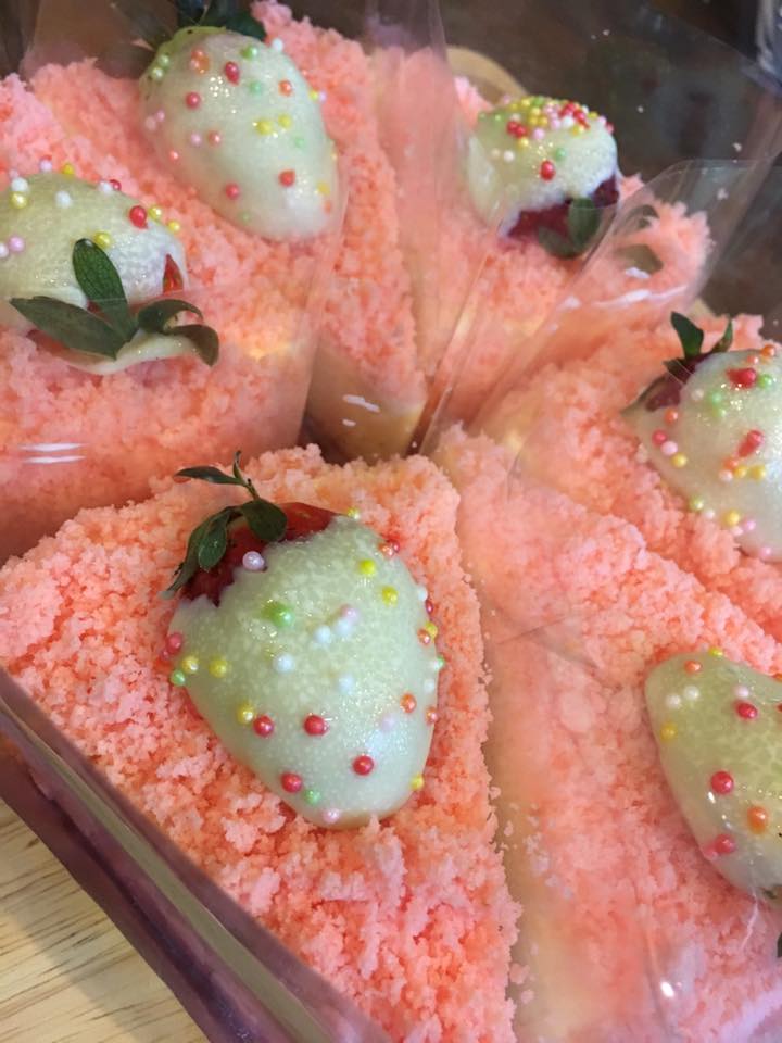 Cafeccini, Bootcamp Cafe, SUNKISS.bangkok, Nine Cafe, บ้านและเกสร, Dog Country Cafe, Kaffeehaus, คาเฟ่ บ้านหมี, หวานกรอบ Farm &amp; Cafe, Mamaison cafe, แสงตะวันฟาร์ม เมล่อนสาย4