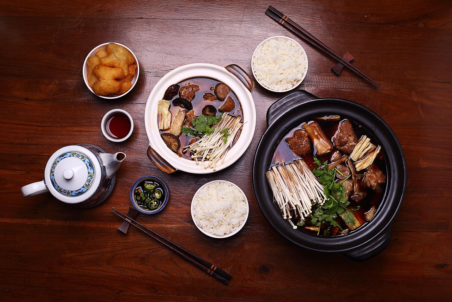 สวนชื่นสุข, Ar Restaurant Hatyai 嗳, ศิริ ต้มเลือดหมูหาดใหญ่, ไก่กรอบพี่เน่, ในรู, กุ๊กชัยติ่มซำ-ก๋วยเตี๋ยวราดหน้าปลากะพง, ร้านใต้ขอย ซอยตัน, กันเอง, หนานหยวน บะหมี่เกี๊ยวกุ้ง, สาขาปุณณกัณฑ์, ป่ายาง, บ้านก้ามปู, โชคดีแต่เตี้ยม บะกุ๊ดเต๋, ไก่ทอดหาดใหญ่มีนา, ร้านราดหน้าโกฉ่อน, ขนมจีนป้าชื่น, Space Bar, ขนมไข่เตาถ่านน้องนิล&amp;คาเฟ่, ข้าวต้มรถแดง