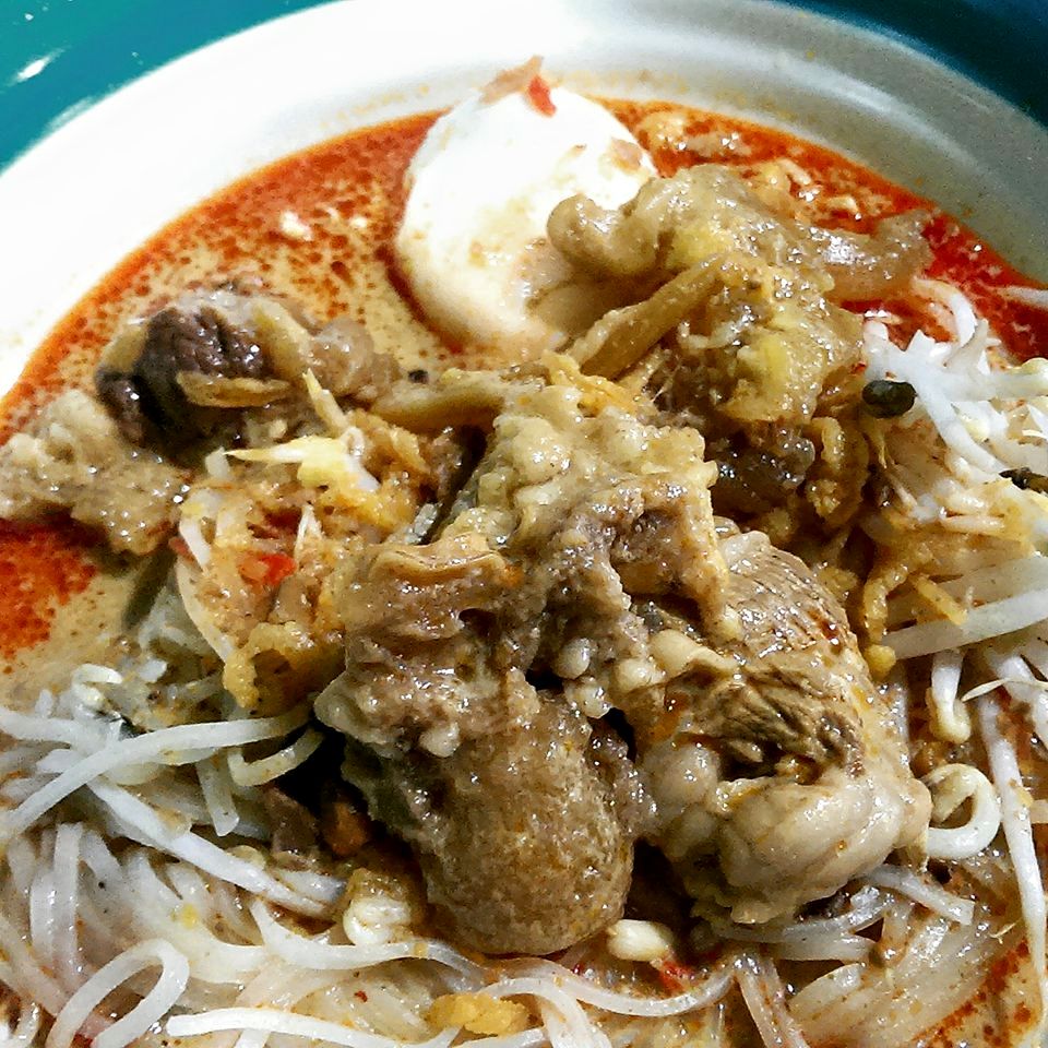 Dragon Buffet, เนื้อแคมป์ไฟ, โจ๊ก เต็มทอง ปรีดี2, NaiEm, Bi'halalika Roti & Bistro, ข้าวต้มกระดูกหมู ถ.สุขุมวิท71ปรีดี16