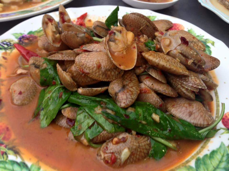 Dragon Buffet, เนื้อแคมป์ไฟ, โจ๊ก เต็มทอง ปรีดี2, NaiEm, Bi'halalika Roti & Bistro, ข้าวต้มกระดูกหมู ถ.สุขุมวิท71ปรีดี16