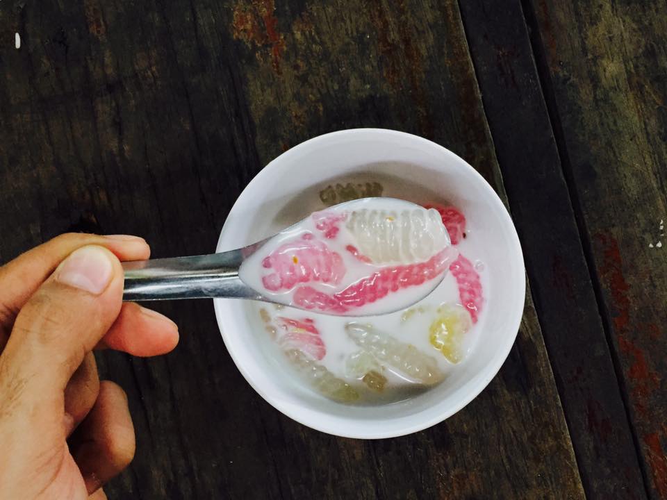 สวนชื่นสุข, Ar Restaurant Hatyai 嗳, ศิริ ต้มเลือดหมูหาดใหญ่, ไก่กรอบพี่เน่, ในรู, กุ๊กชัยติ่มซำ-ก๋วยเตี๋ยวราดหน้าปลากะพง, ร้านใต้ขอย ซอยตัน, กันเอง, หนานหยวน บะหมี่เกี๊ยวกุ้ง, สาขาปุณณกัณฑ์, ป่ายาง, บ้านก้ามปู, โชคดีแต่เตี้ยม บะกุ๊ดเต๋, ไก่ทอดหาดใหญ่มีนา, ร้านราดหน้าโกฉ่อน, ขนมจีนป้าชื่น, Space Bar, ขนมไข่เตาถ่านน้องนิล&amp;คาเฟ่, ข้าวต้มรถแดง