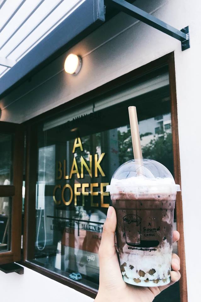 Way Coffee House, Piccolo BangSaen, Peaceful Cafe, Artory.cafe.crafts, Cubbie ‘s, To Die For Coffee, U Cafe &amp; Bakery, A blank coffee, Coffee Train, WON HOUSE, Standtall Coffee, Small House Coffee 