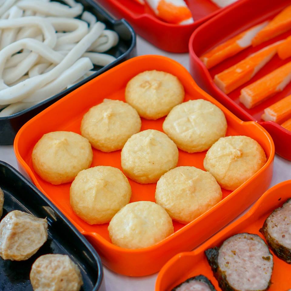 Baan suki, Y.O.U หมูกระทะ, JJANG restaurant and BBQ, ฮ่องเต้ สุกี้-ปิ้งย่าง บุฟเฟ่ต์, สุกี้ตี๋น้อย, สาขาเลียบด่วนเอกมัยรามอินทรา, BestBeef, ปิ้ง-ย่างเทวดา, Happy Suki, 18 มงกุฎ สุกี้-ชาบู, สุกี้ดารา, อร่อยติ่มซำ สุกี้สไตล์ฮ่องกง