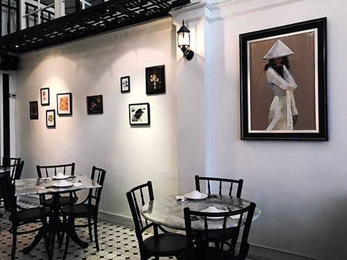 อิ่มเอิบแหนมเนือง, แอมเฮือง อาหารเวียตนาม, M.J. แหนมเนือง หนองคาย พลับพลาชัย, Arunee Cuisine, เชิญตะวัน, คำม่วน แหนมเนือง, สาขาหทัยราษฏร์, บ้านเวียดนาม คลอง4, Winner House, Pho Van, พี่หยองแหนมเนือง, วิลลี่แหนมเนือง Delivery, So Saigon เมืองทองธานี, กรีน แหนมเนือง, Saigon Recipe, Eat Viet, ครัวเมืองเว้ ลาว-ญวน, แหนมเนืองลับแล, แหนมเนืองคุณอ้อ, ลองดู, SAIGON VIETNAMESE RESTAURANT, โรงแรม ASIA HOTEL, VT แหนมเนือง, สาขาพระราม9, MJ แหนมเนืองอาหารเวียดนาม-อีสาน ทวีวัฒนา, ยัมมี่ แหนมเนือง เซ็นจูรี่ อ่อนนุช, Thuyền, แหนมเนืองนายช่าง Delivery