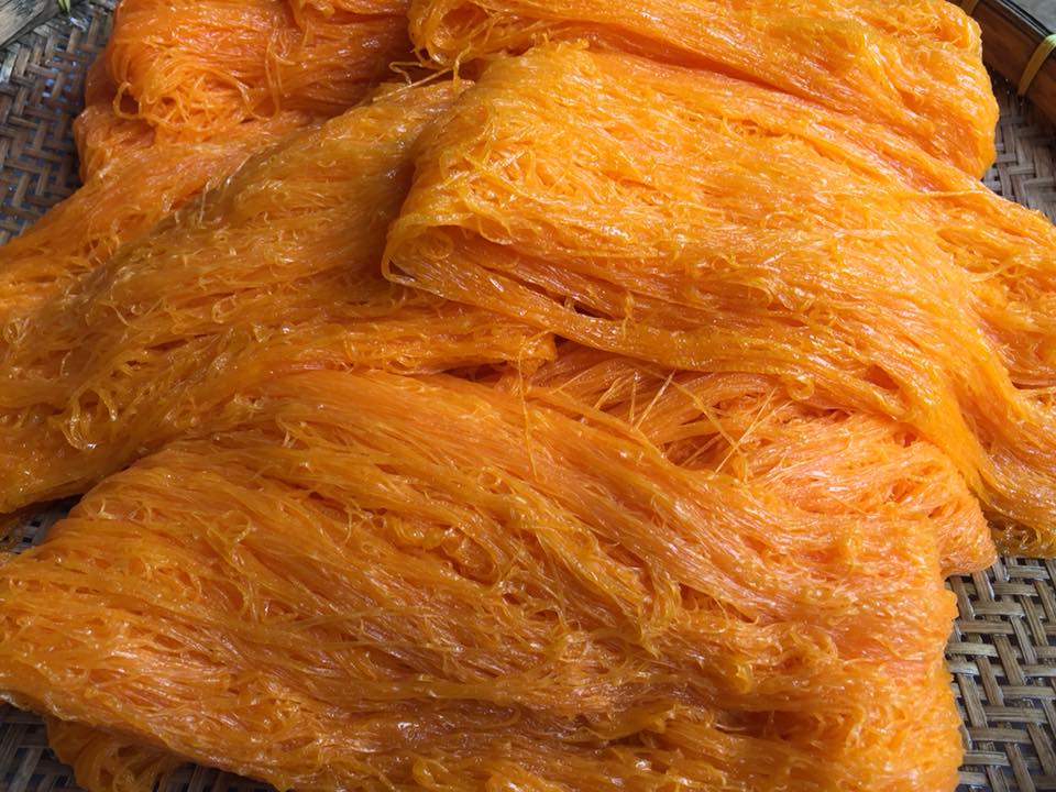 เป็ดพะโล้นายหนับ ตลาดน้ำดอนหวาย, ปังพอนด์_ดอนหวาย, ครัวบ้านเตี่ย ตลาดน้ำวัดดอนหวาย, แพสุวรรณรัตน์ ตลาดริมน้ำดอนหวาย, เป็ดพะโล้นายโอ, เพชรเบเกอรี่, ปลาต้มเค็มป้าต้อย (ตลาดดอนหวาย), ขนมชั้น แสงดาว, ตลาดริมน้ำวัดดอนหวาย จ.นครปฐม, ร้านขนมสอดไส้ผู้พัน - ตลาดน้ำดอนหวาย, ขนมหวานเจ๊โส่ย..ตลาดดอนหวาย, ศรียาภัย ไอศครีมกะทิสด, ขนมตาลป้าไข่, ขนมไทย เจิมทอง ตลาดดอนหวาย, ร้านขนมมุสลิมโบราณ786 ขนมฝักบัว, ขนมเบื้องญวน ขนมหม้อแกงถั่ว, ไข่เค็มป้ายม, นิด หมี่กรอบมันกุ้ง, ร้านกวยจั๊บนายตือ ดอนหวาย