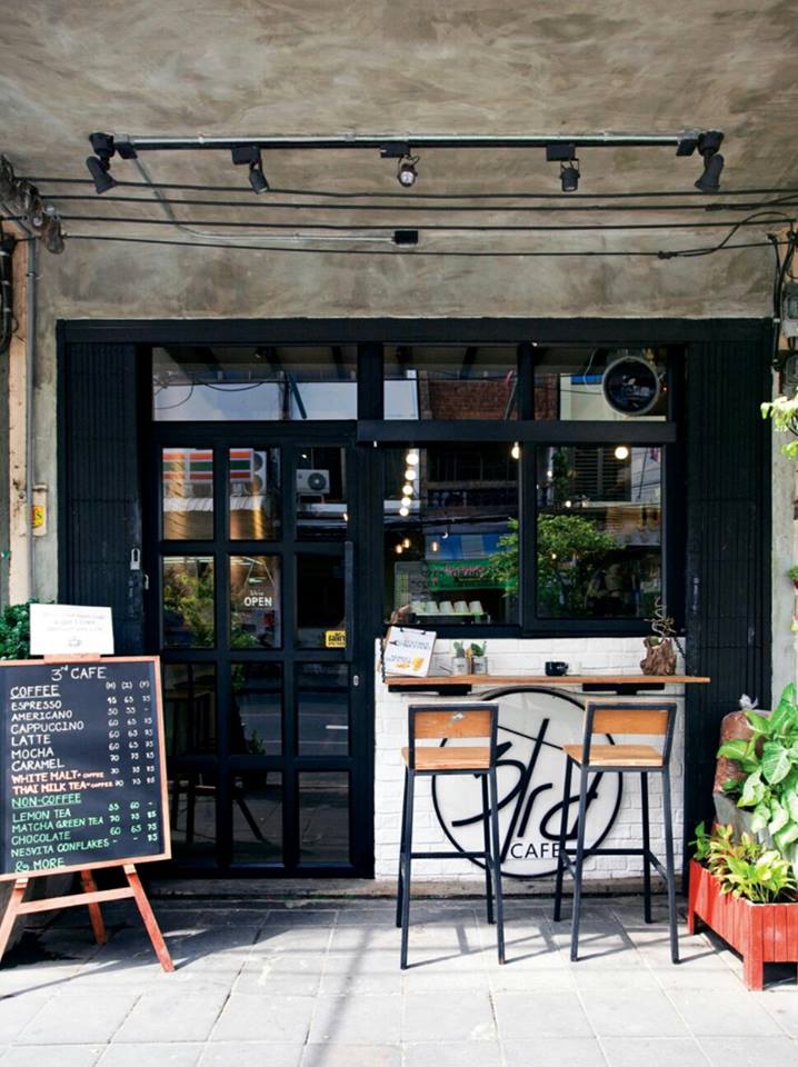 ครัวส้มหอม, Buttercoffs., แดง โภชนา, ลูกชิ้นปลากรายทอด ชัย เศรษฐีเรือทอง, นายอ้วนเย็นตาโฟเสาชิงช้า, ตาชัยก๋วยเตี๋ยวสุโขทัย, 3rd CAFÉ, เหลี่ยมนมสด, ลูกชิ้นหมูแพร่งนรา, เจ๊นี เผือกหิมะ, ภูธรบาร์, โกปี๊เฮี้ยะไถ่กี่ ณ เสาชิงช้า, นมโจ เสาชิงช้า, ข้าวหมูแดงนายชุน, มนต์ นมสด