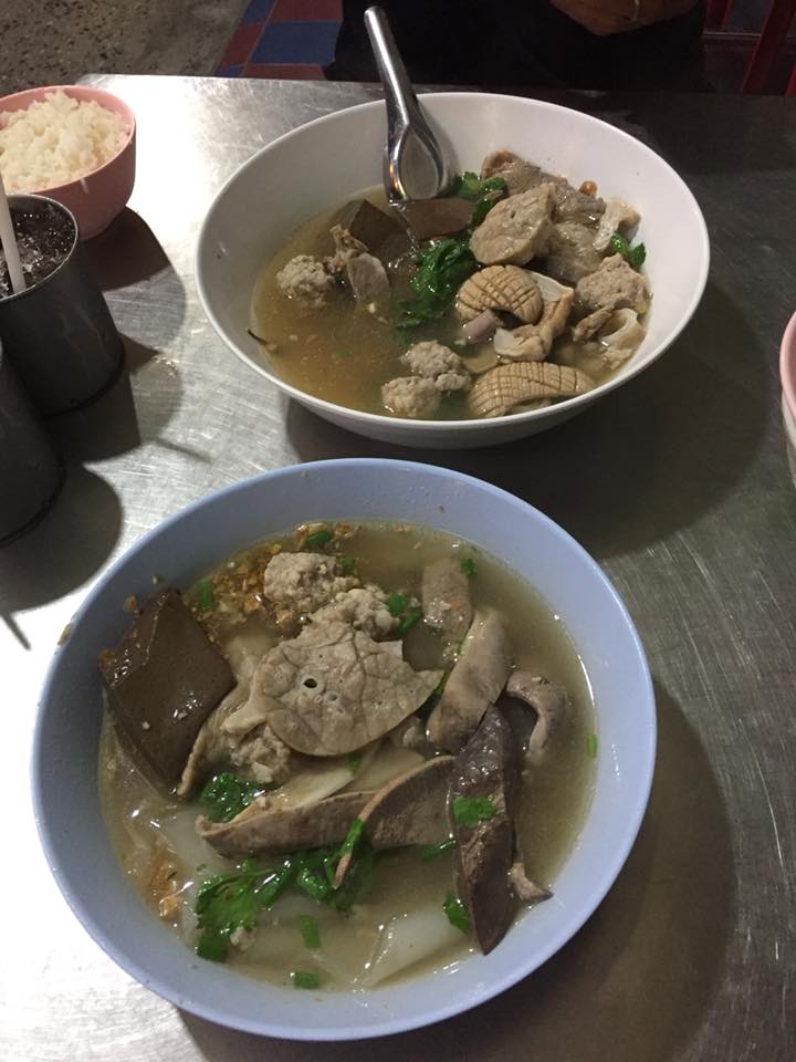 บ้านเฮง, บ้านป้าหลาย Breakfast &amp; Brunch , สุขนิยม, มาร์ อาหารเช้า ก๋วยเตี๋ยวต้มยำน้ำใส, • ญวน เร • อาหารเช้าเวียดนาม , ขอนแก่น, ร้านอาหารเช้าเอมโอช, ซุปเปอร์หมูอาหารเช้า, กอล์ฟ เอมโอช , ตี 5 - Breakfast, เฮียอู๋ เกาเหลาเลือดหมู, Eights A Day, ก๋วยเตี๋ยวเรือรสนิยมต้นตำรับ หมู่บ้านสายฝน ขอนแก่น, เฮือง ปากหม้อญวน ก๋วยจั๊บญวน ขอนแก่น, ชูรส - อาหารเช้า ขอนแก่น