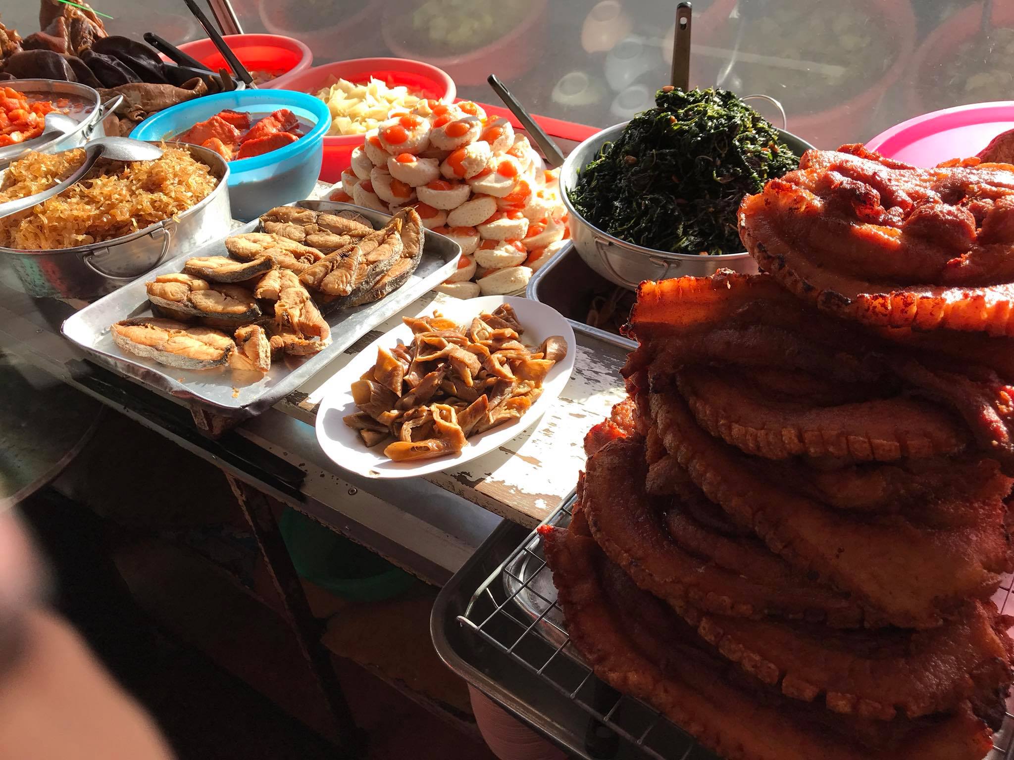 GREENSMOKED, ยำปูม้าเจ็ดยอด, สาขาเชียงใหม่, Izakaya Okada, ข้าวต้มย้ง, ข้าวต้มชาววัง, ขนมจีนสันป่าข่อย, ลาบบังเกอร์ by ช.ช้าง, ไก่ทอดเที่ยงคืน, สาขา 2.3 บ้านมอญ, หมี่กระดาษ ตลาดช้างเผือก, เต๋อตำยำระเบิด เชียงใหม่, มาม่าฟ้าธานี เชียงใหม่, ข้าวต้มแดง2 ข้างวัดแสนฝาง, อ๋องทิพย์รส