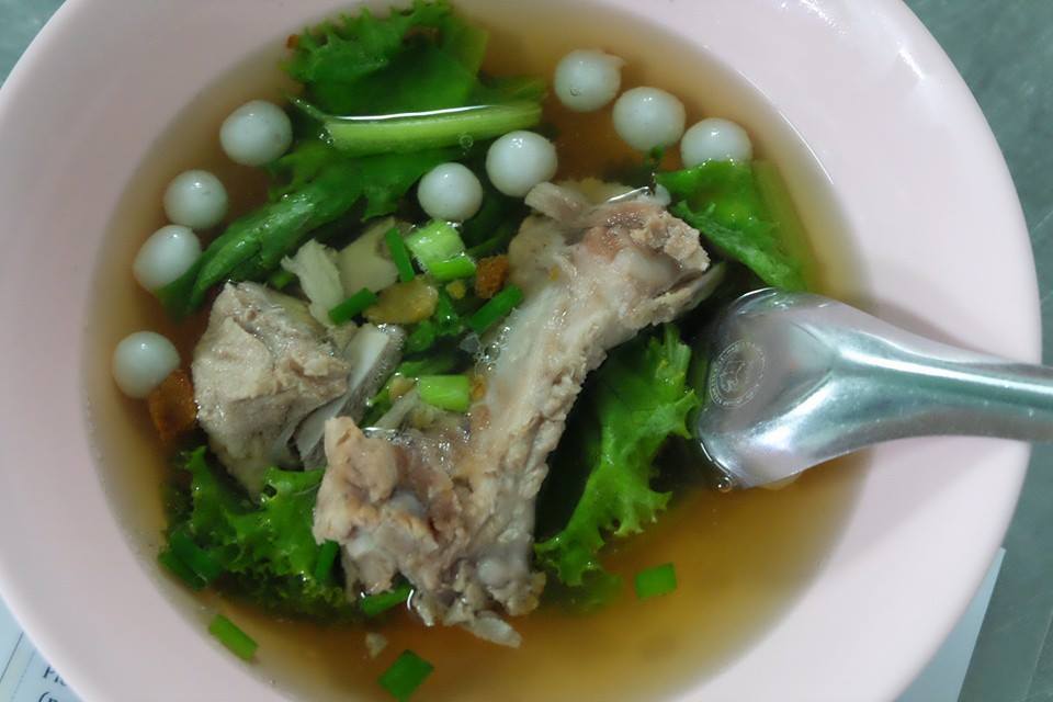 GREENSMOKED, ยำปูม้าเจ็ดยอด, สาขาเชียงใหม่, Izakaya Okada, ข้าวต้มย้ง, ข้าวต้มชาววัง, ขนมจีนสันป่าข่อย, ลาบบังเกอร์ by ช.ช้าง, ไก่ทอดเที่ยงคืน, สาขา 2.3 บ้านมอญ, หมี่กระดาษ ตลาดช้างเผือก, เต๋อตำยำระเบิด เชียงใหม่, มาม่าฟ้าธานี เชียงใหม่, ข้าวต้มแดง2 ข้างวัดแสนฝาง, อ๋องทิพย์รส