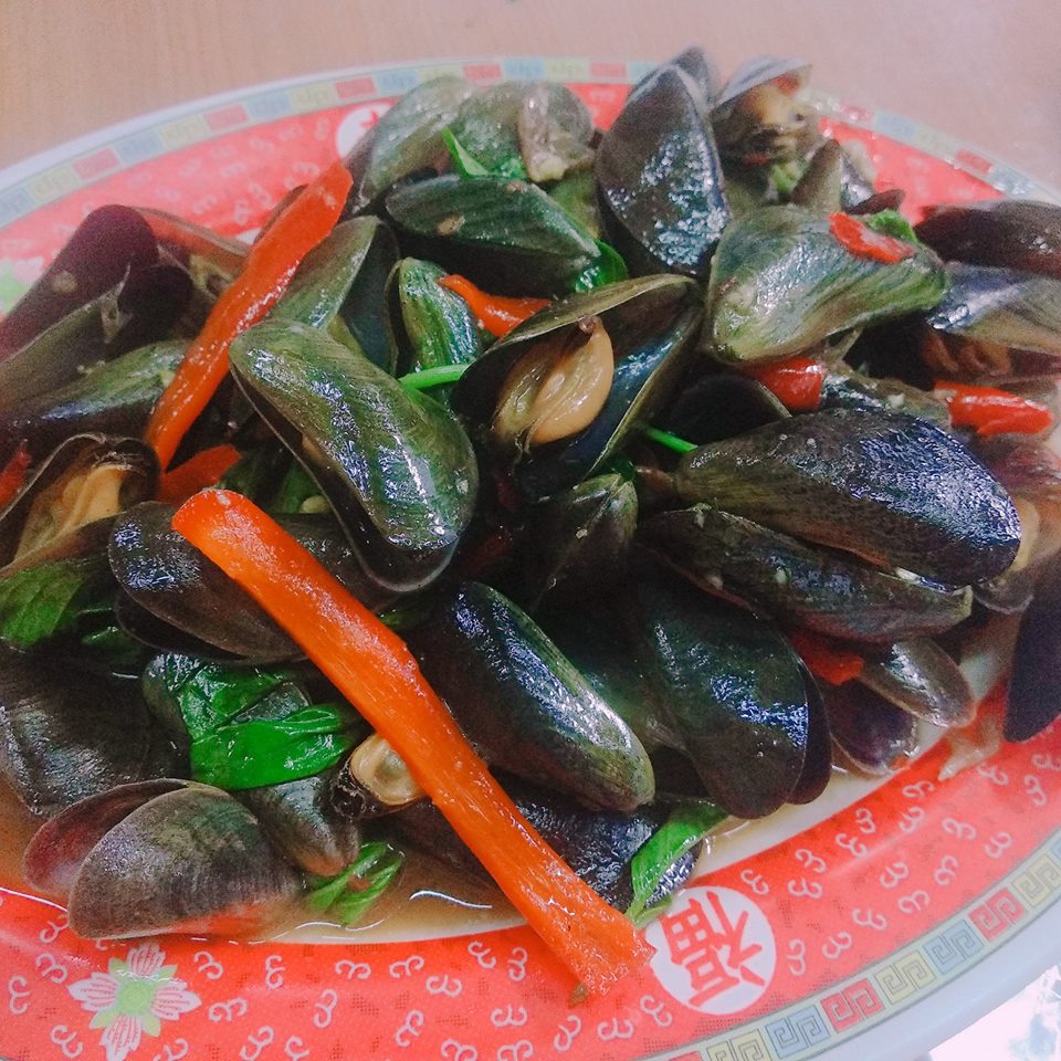 อุ่นใจริเวอร์ไซด์, สมพงศ์ ซีฟู๊ด, แป๊ะเก๊า โภชนา, ครัวบ้านเปิ้ล, ครัวปีกไม้, PLAY FARM Restaurant, เปียอู๋ โภชนา, ส้มตำดนตรี, สาขาเทพารักษ์, นายหมาทะเลมีชีวิต ตำหรุ, ครัวบุญเลิศ บางปู