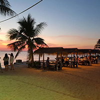 ปูเป็น SEAFOOD PATTAYA, ริมหาด ซีฟู๊ด, ลุงบอยป้ารัตน์, สาขาหาดจอมเทียน, Krua Dongtan ครัวดงตาล, ลุงไสว 1 สุดหาดจอมเทียน พัทยา, ศรีนวลซีฟู้ด, สุดเขต ทะเลเผา