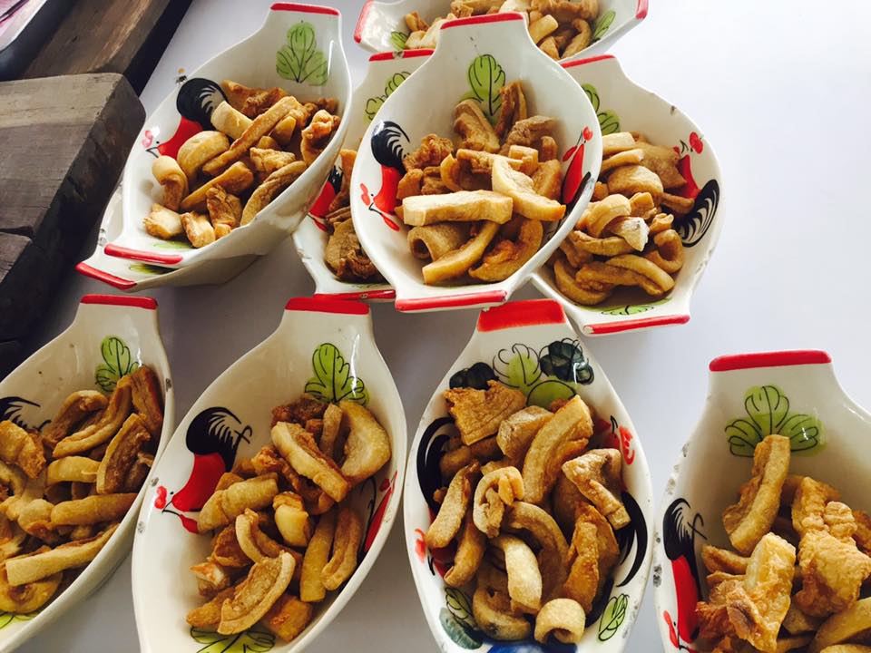 ก๋วยเตี๋ยวเรือในคลอง อยุธยา, กรุงเก่า"เตี๋ยวเรือ", ก๋วยเตี๋ยวเรือลวกปากริมคลอง & หมูกะทะ อยุธยา, ก๋วยเตี๋ยวเรืออยุธยา-โอชินสูตรโบราณ, ร้านก๋วยเตี๋ยวเรือโอ่งบนแพริมแม่น้ำน้อย, ก๋วยเตี๋ยวเรือกิมหลวน อยุธยา, ก๋วยเตี๋ยวเรือ ตาลเดี่ยว'เตี๋ยวเรือ, ก๋วยเตี๊ยวลุงแจ๊ะ (บัวหวาน), ร้านก๋วยเตี๋ยวตาไห (คลองท่อ), ก๋วยเตี๋ยวเรือแม่วันดี อยุธยา, ก๋วยเตี๋ยวเรือแม่ต่วม อยุธยา, ก๋วยเตี๋ยวเรือ เสือร้องไห้, ก๋วยเตี๋ยวเรือ "รสโจ๊ะ" ป้าไวท์, ก๋วยเตี๋ยวเรืออยุธยา ป้าษา2, ก๋วยเตี๋ยววัดใหญ่, ก๋วยเตี๋ยวเรือห้อยขา อยุธยา, ก๋วยเตี๋ยวเรือนายอ๊อฟ สูตร”ยายจง”รสดั้งเดิม, ไทยเทวา ก๋วยเตี๋ยวเรืออยุธยา, ต้อยตลาดแตก สาขาใหญ่ ก๋วยเตี๋ยวเรืออยุธยา