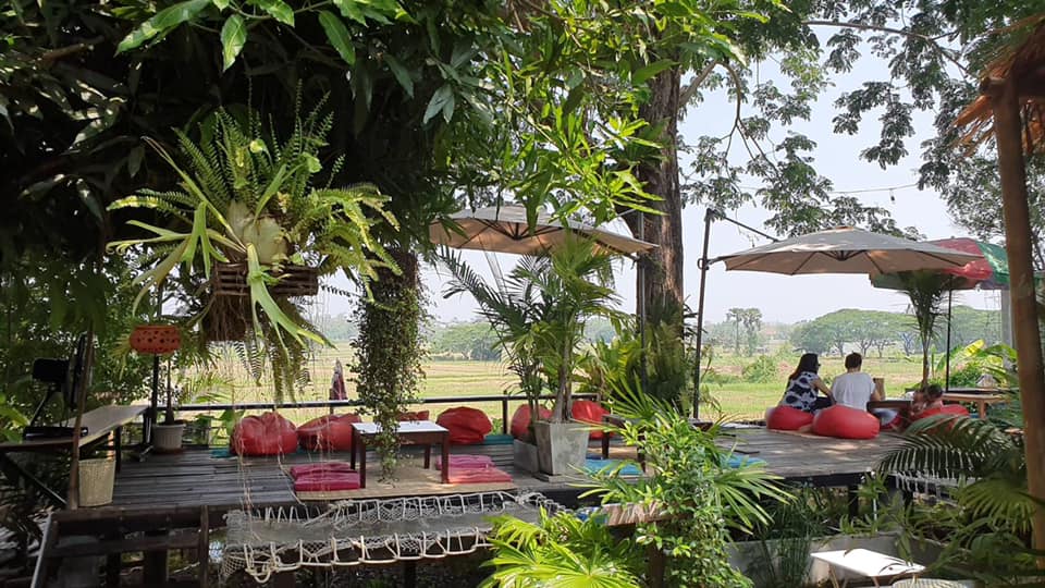 Mixirista Lampang, TIN’N, Wooden House Cafe', Karpenter cafe&amp;bake, Secret Garden Cafe, บ้านนอกคาเฟ่, Kin Cafe' Lampang, ณ หิรัญ คาเฟ่, Himwang Café, ไอหย๋า ปังนม, Dezato Cafe, อาร์มแชร์ คาเฟ่, โก๋กาแฟ ธรรมดาเป็นพิเศษ, Nalalin Home Cafe-Lampang, NOP Cafe&amp;Bistro, ก๋างต้ง, Moungngwezin