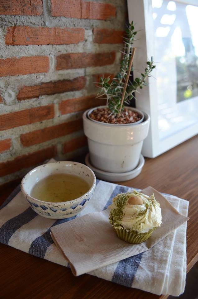 White House Forest, เกษม : KASEM Coffee, Rosie.nak, Luk Labb Coffee, Grande KAFE, KFD in Town, สวรรค์บ้านนา คาเฟ่ Food &amp; Drink, กอหญ้า คาเฟ่, ณ บุ่ง Coffee, polar polar CAFE', Yellow Pumpkin, ร้าน Yellow Pumpkin เปิดบริการตามปกติ 11.00-17.00 น. (ปิดวันพฤหัสบดี), I'm home cafe, ประจำอำเภอ, glinfon, 382 Space Café, La-Moon cafe'