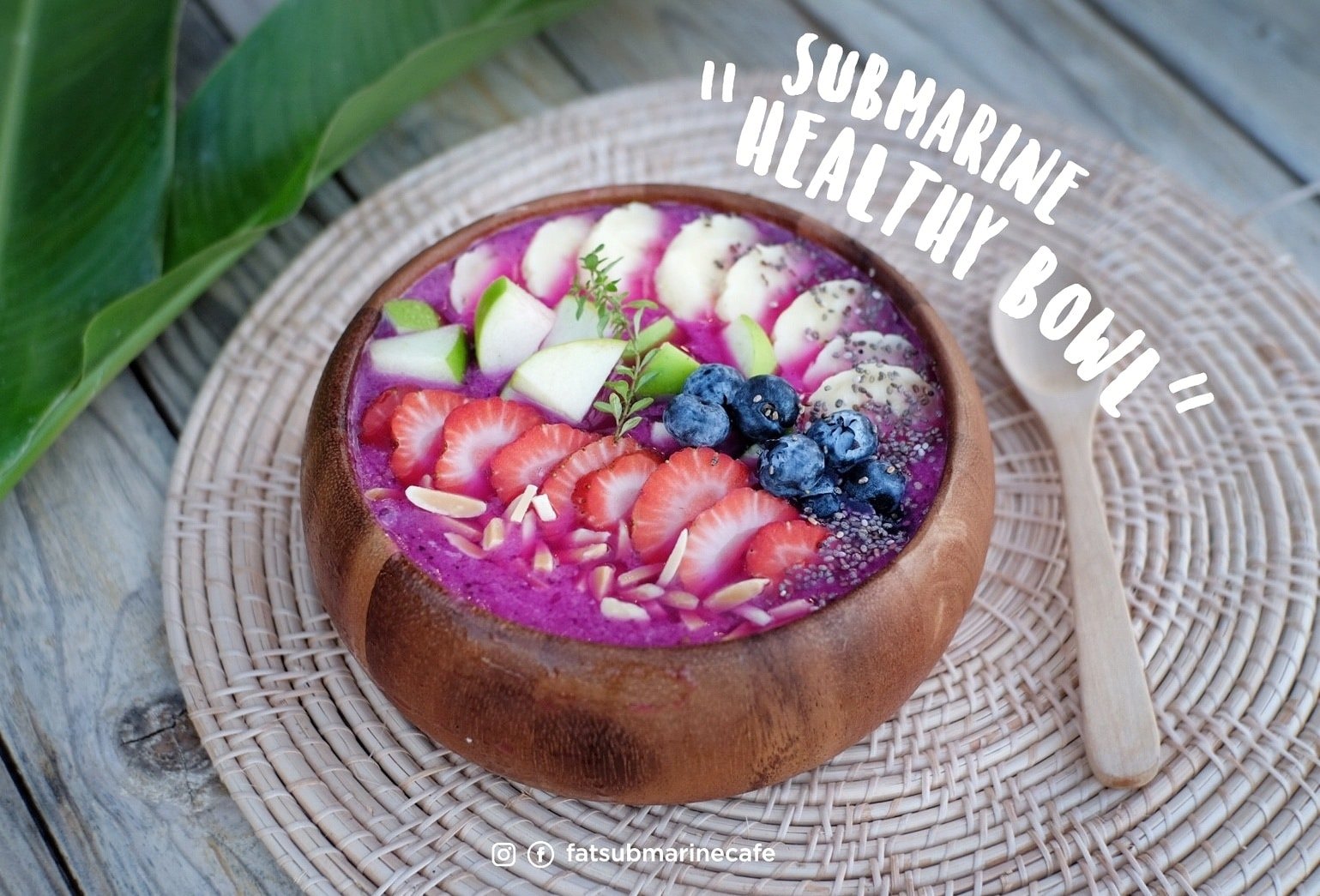 Pakron - พักร้อน เกาะล้าน, Fat Submarine Cafe, เกาะล้านคอฟฟี่แคมป์, Maharak Cafe, Never too small kohlarn, Love on sea, บัวลอยวันวานคาเฟ่ เกาะล้าน