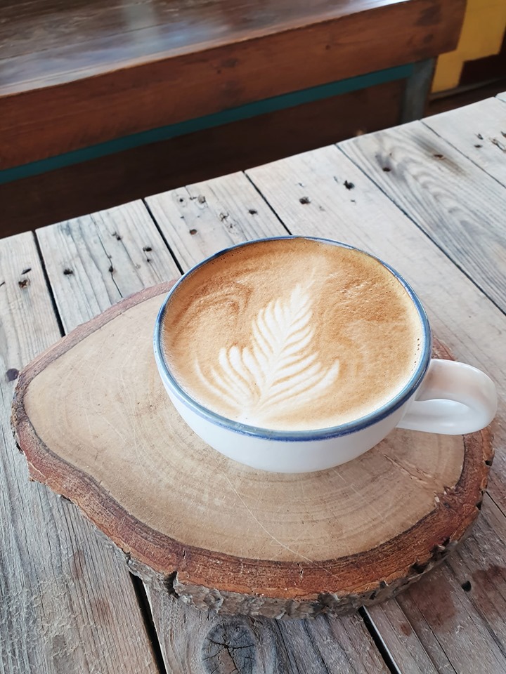 Pakron - พักร้อน เกาะล้าน, Fat Submarine Cafe, เกาะล้านคอฟฟี่แคมป์, Maharak Cafe, Never too small kohlarn, Love on sea, บัวลอยวันวานคาเฟ่ เกาะล้าน