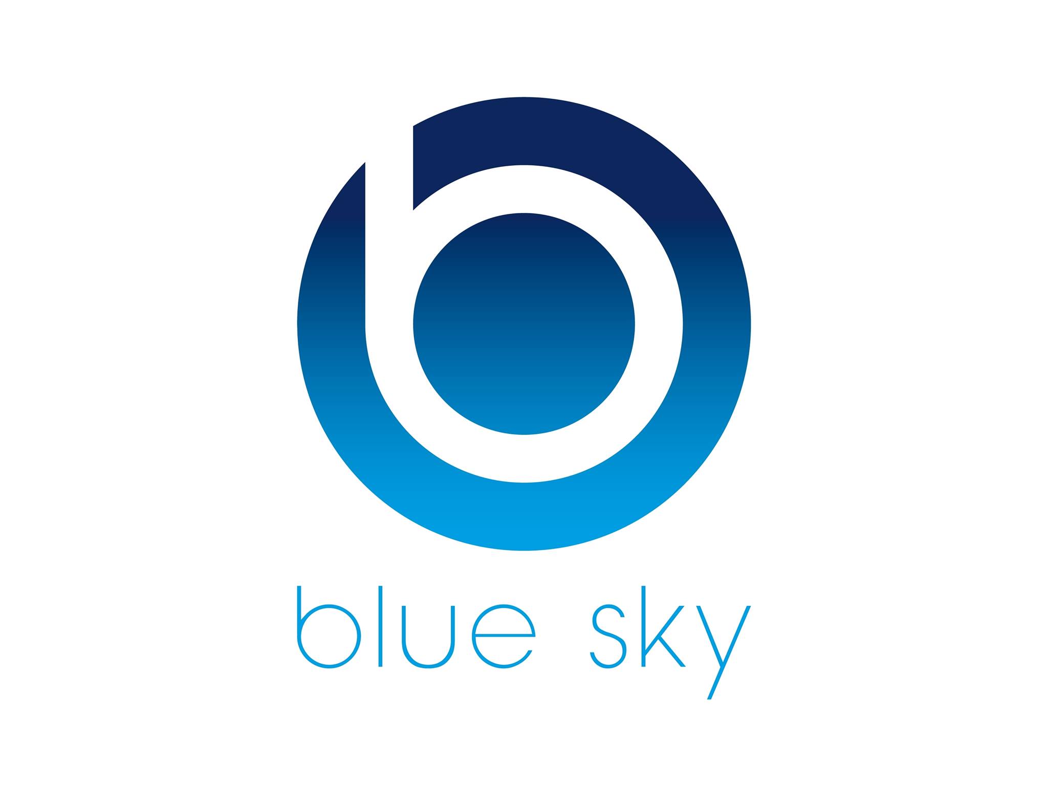 Level 50 by SEE FAH, Siam Yacht Club, Blue Sky, at Centara Grand, Mezzaluna Restaurant