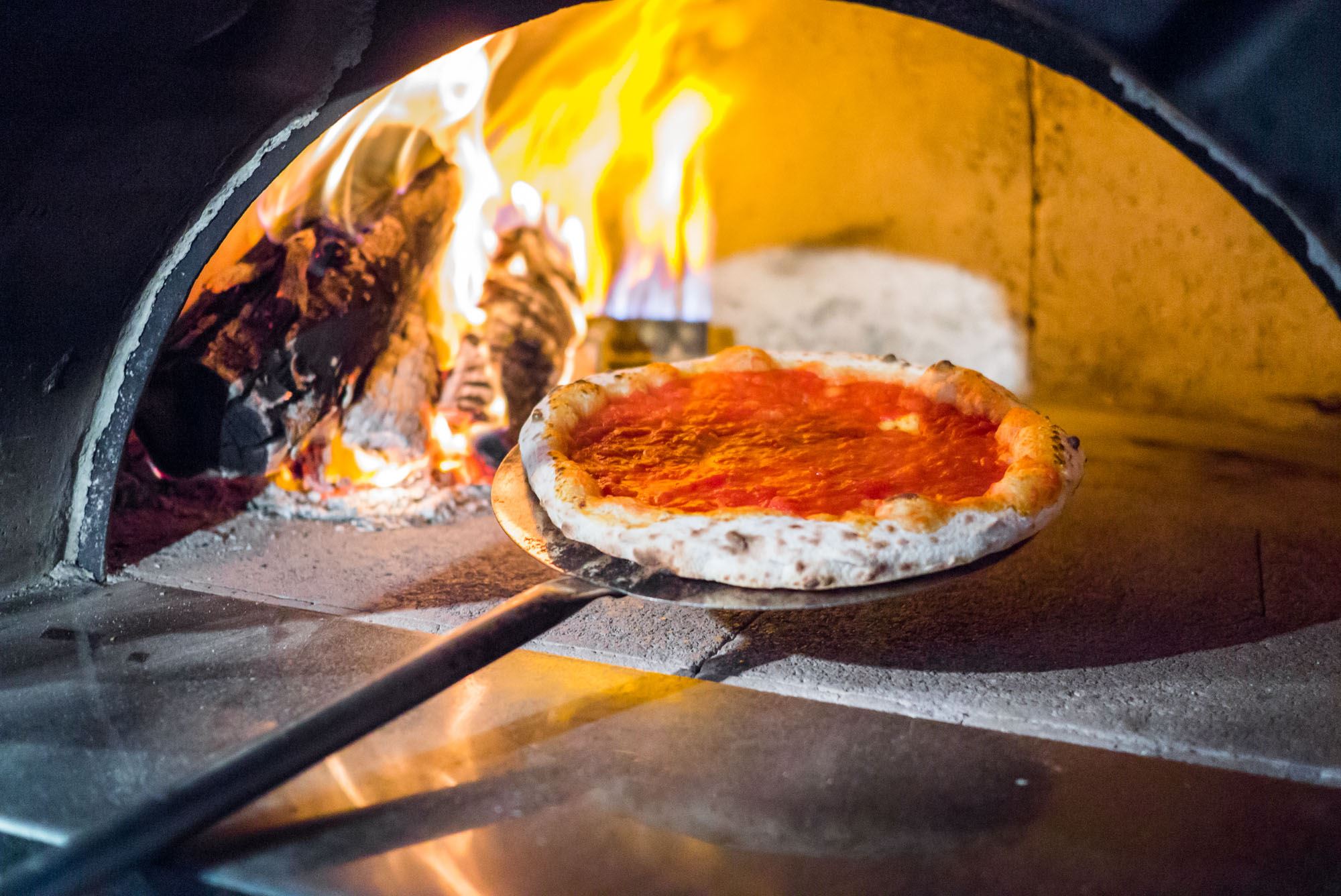 Pizzeria Limoncello, เชฟถนอม, กลมกล่อม BY CHEF AKE, Ciao Pizza, Pizza Aroy, Pizza Massilia, Grazie Pizzeria, The Garden Dough, Lanta Pizzeria, Mama Dolores, PizzaPazza, Dressage Horse Café, Pizzazo, Shelter Pizza พิซซ่าเตาถ่าน